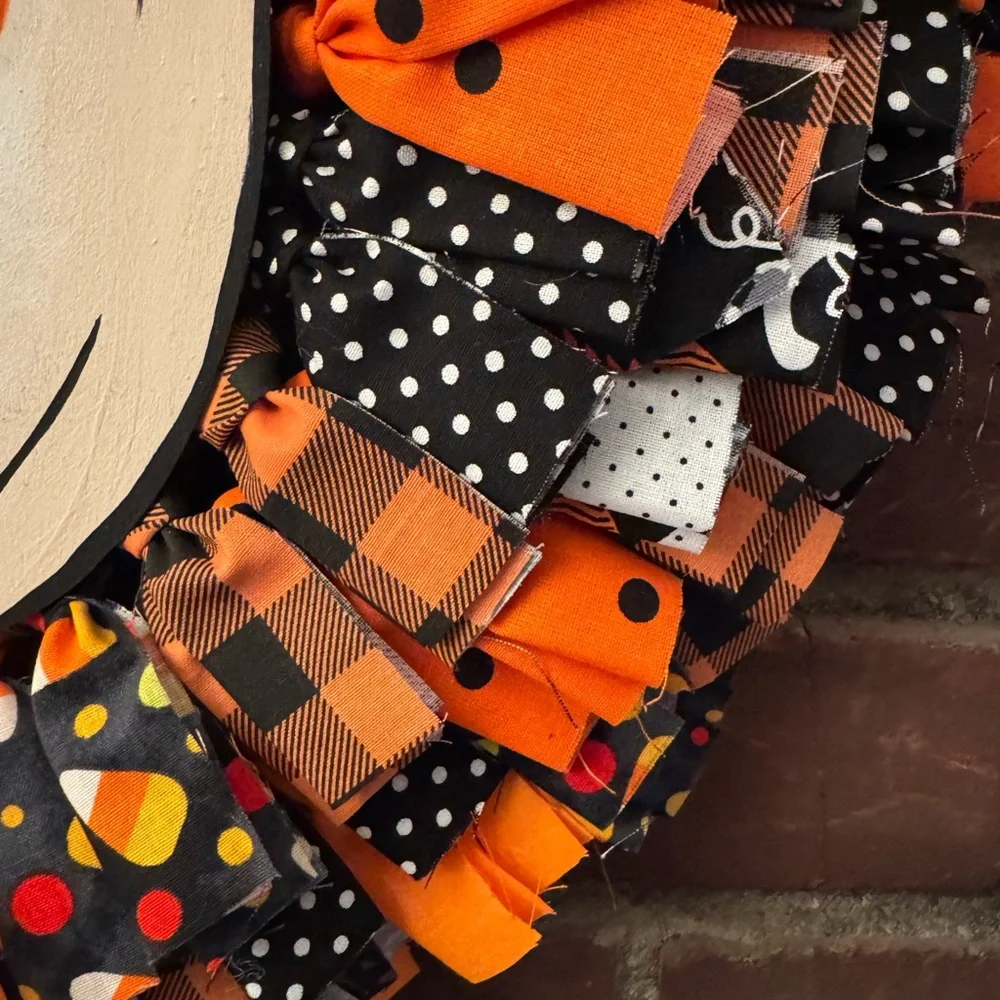 Retro Pumpkin Halloween Rag Wreath